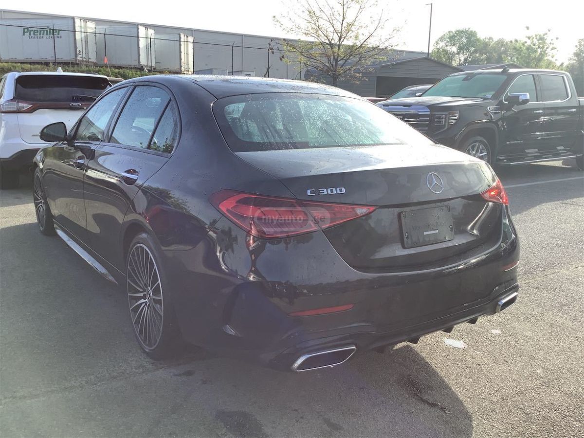 Mercedes-Benz C 300 - фото 4