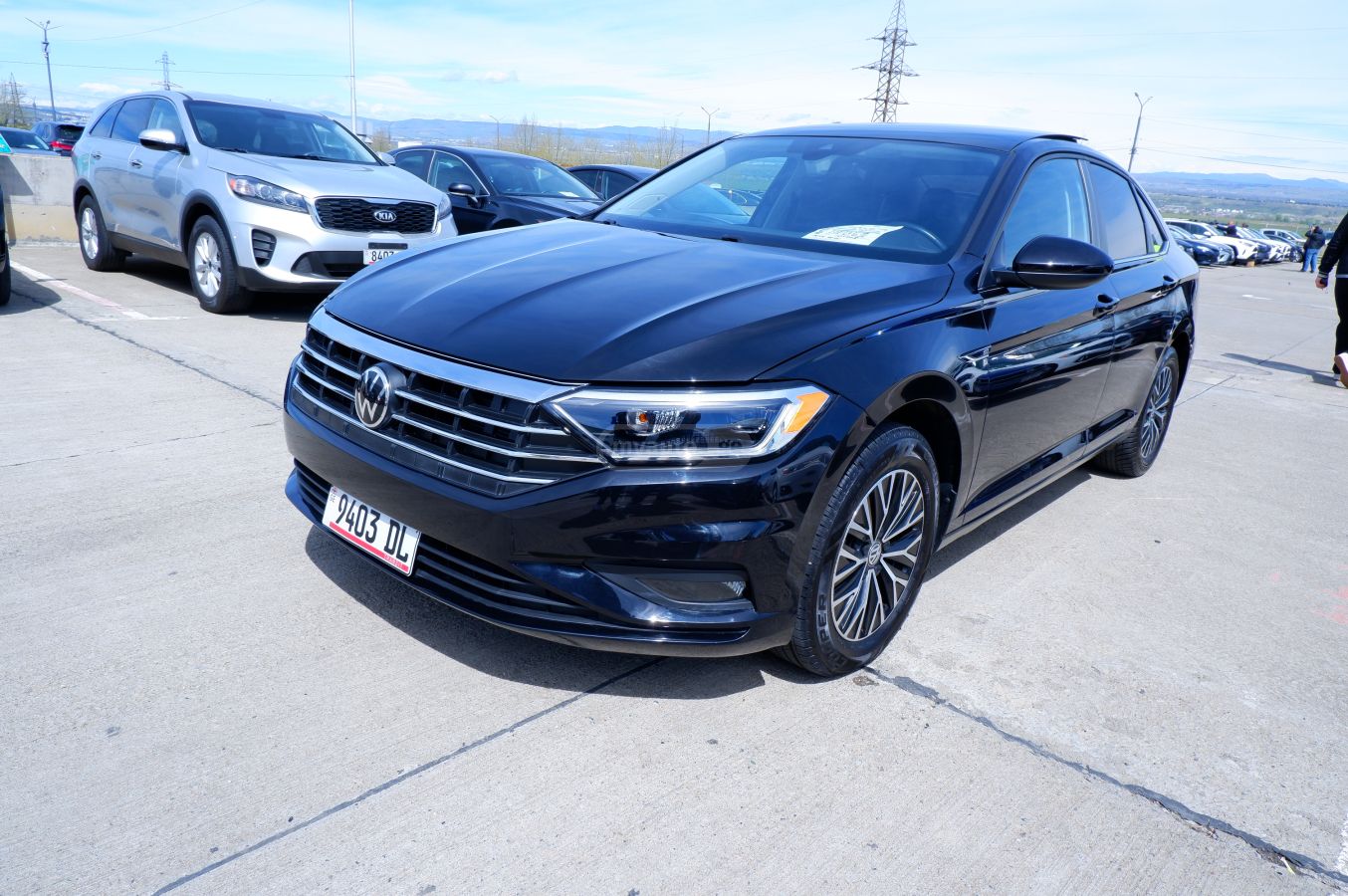 Volkswagen Jetta - фото 1