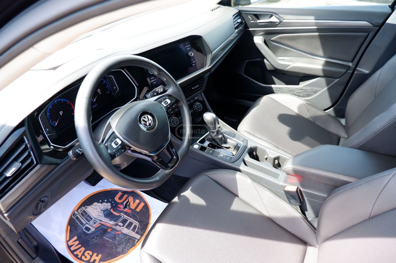 Volkswagen Jetta - фото 12