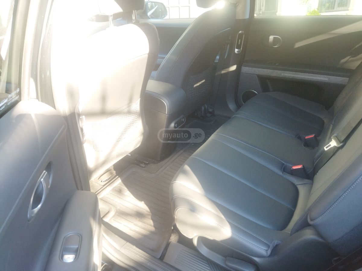 Hyundai SEL All-Wheel Drive Automatic — миниатюра 11