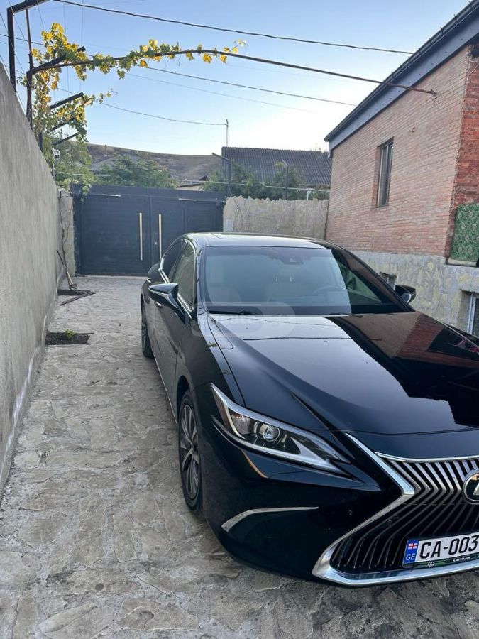 Lexus ES 350 - фото 1