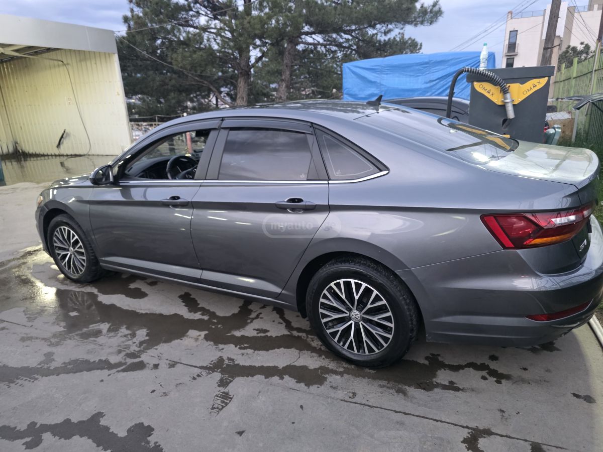 Volkswagen Jetta - фото 11