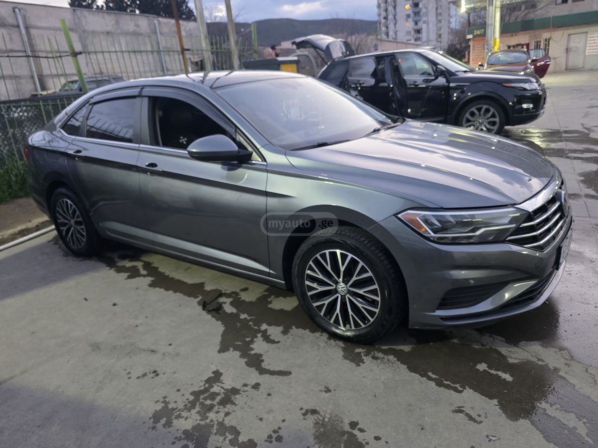 Volkswagen Jetta - фото 3