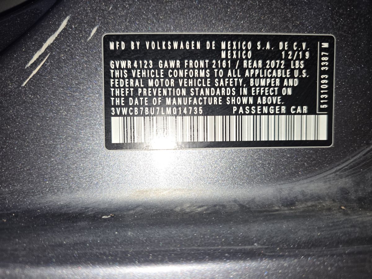 Volkswagen Jetta - фото 7