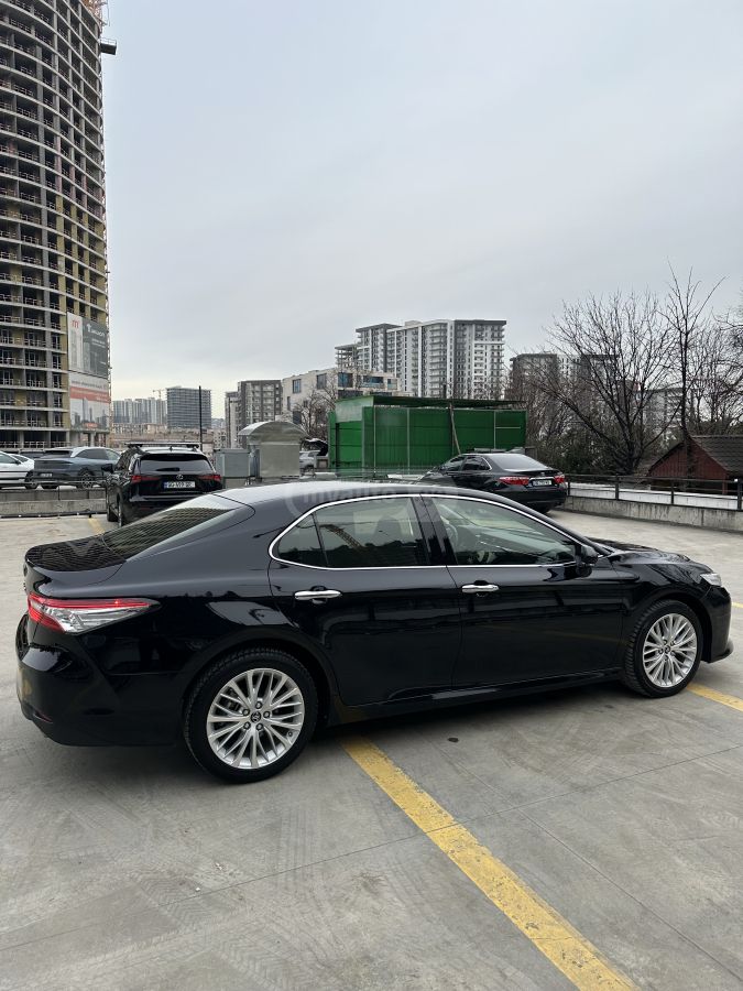 Toyota Camry - фото 5