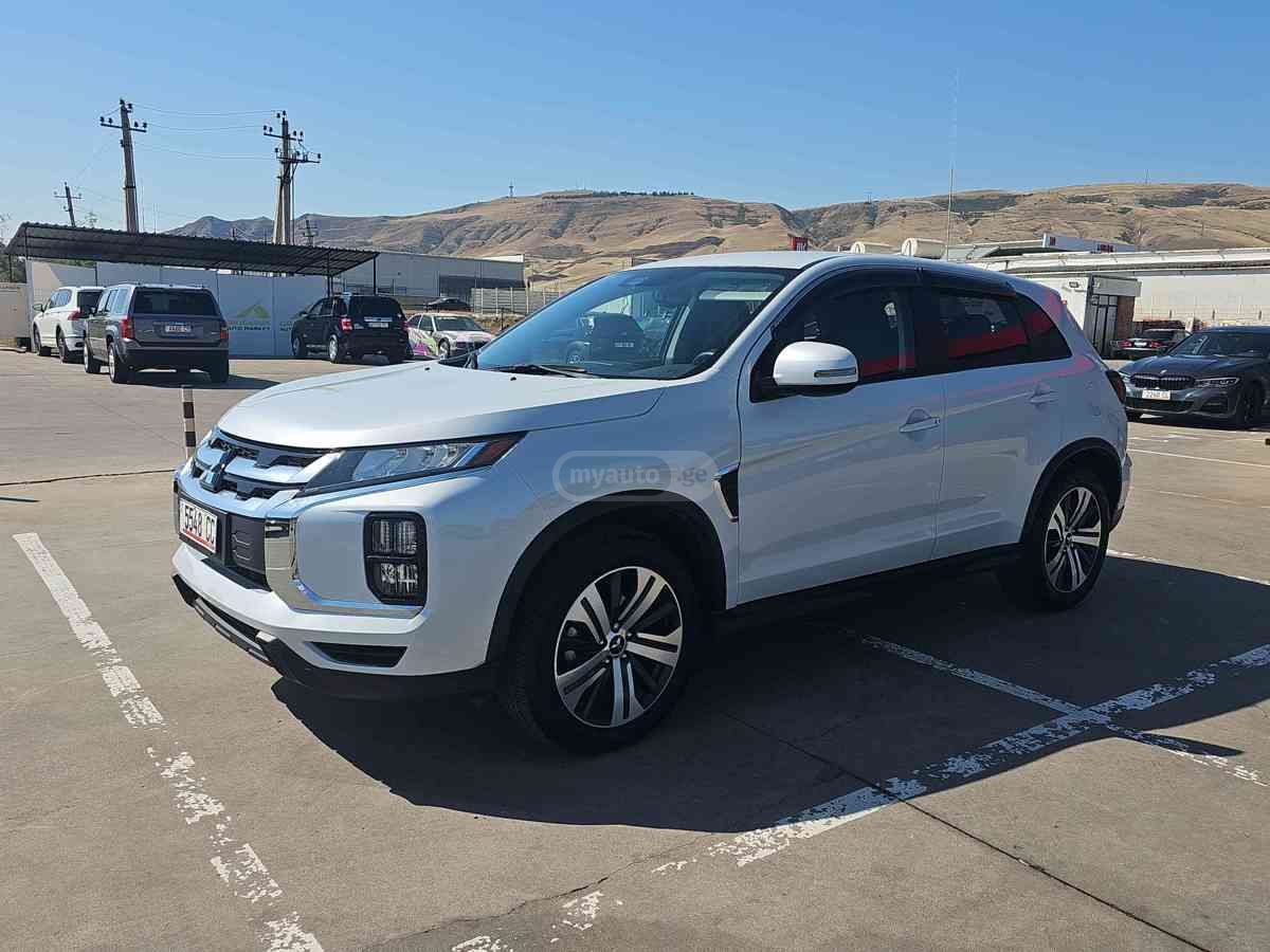 Mitsubishi Mitsubishi Outlander — миниатюра 1