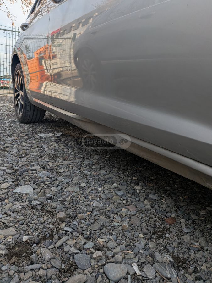 Volkswagen Golf - фото 12