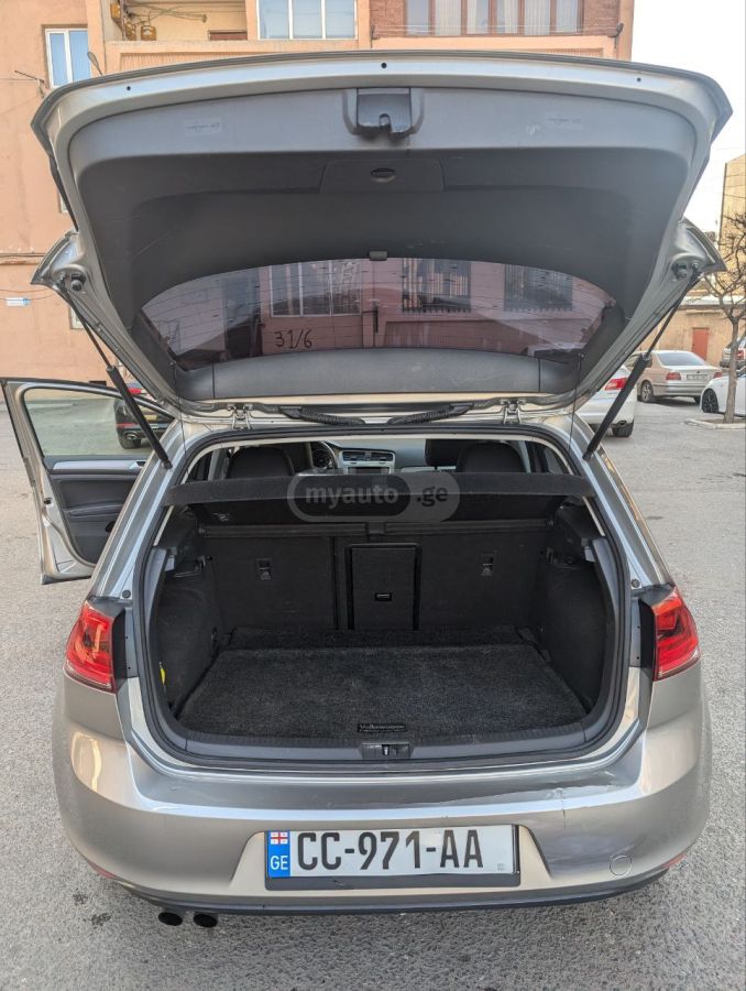 Volkswagen Golf - фото 4