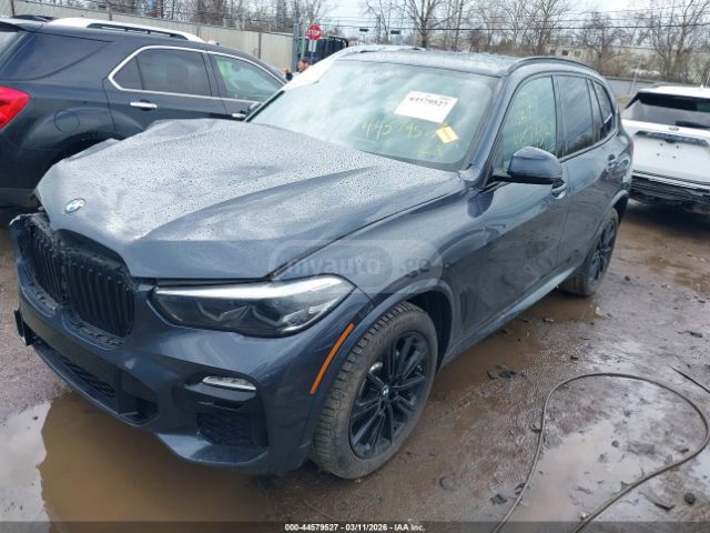 BMW X5 - фото 1