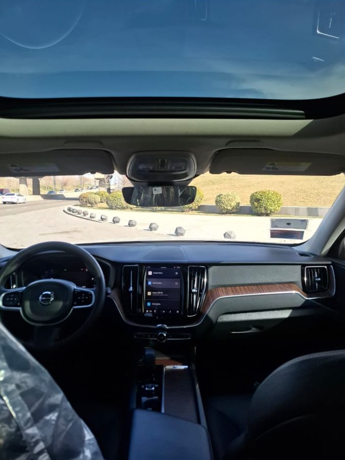 Volvo XC 60 - фото 12