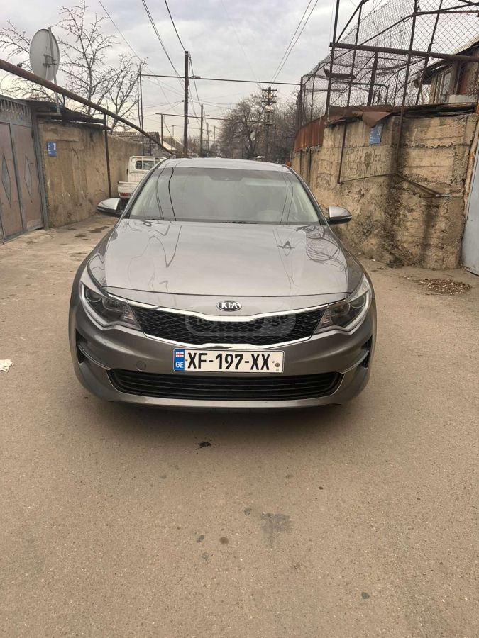 Kia Optima - фото 1