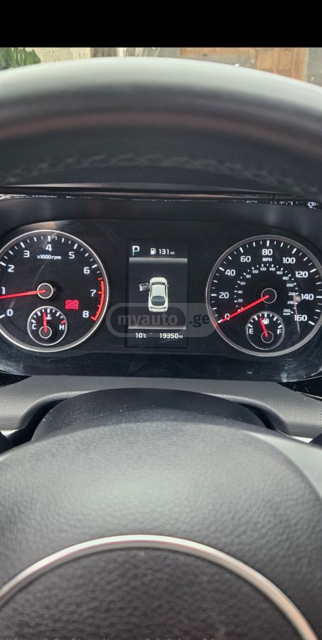 Kia K5 - фото 11