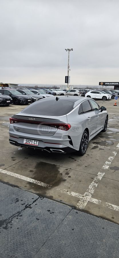 Kia K5 - фото 7