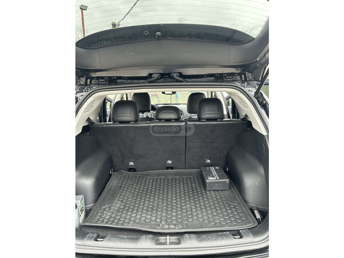 Jeep Compass - фото 5