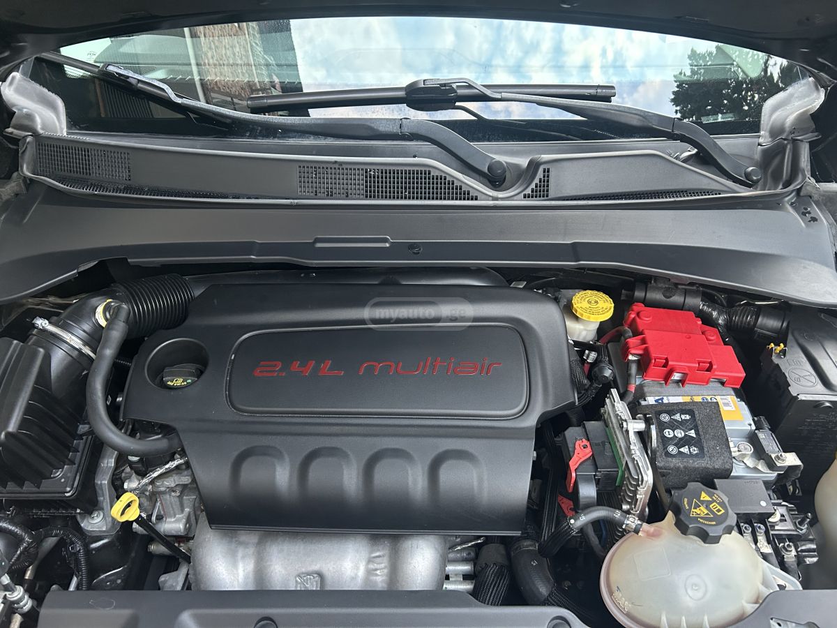 Jeep Compass - фото 9