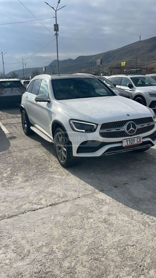 Mercedes-Benz Base GLC 300 4dr All-Wheel Dri — миниатюра 2