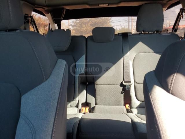 Ford Base 4dr 4x4 Automatic — миниатюра 10