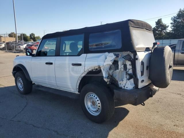 Ford Base 4dr 4x4 Automatic — миниатюра 5