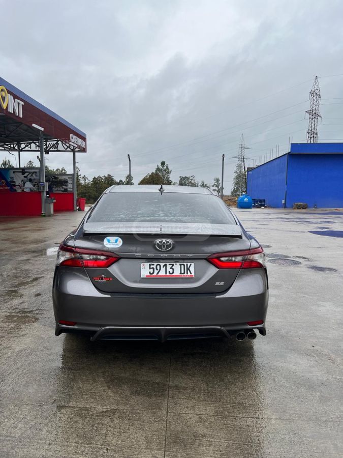 Toyota Camry - фото 5