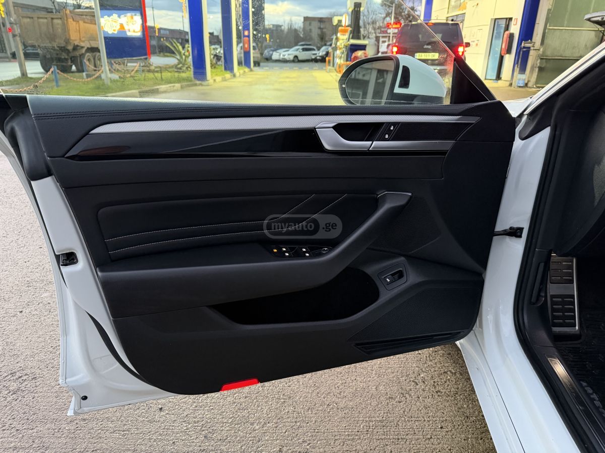 Volkswagen R-LINE — миниатюра 9