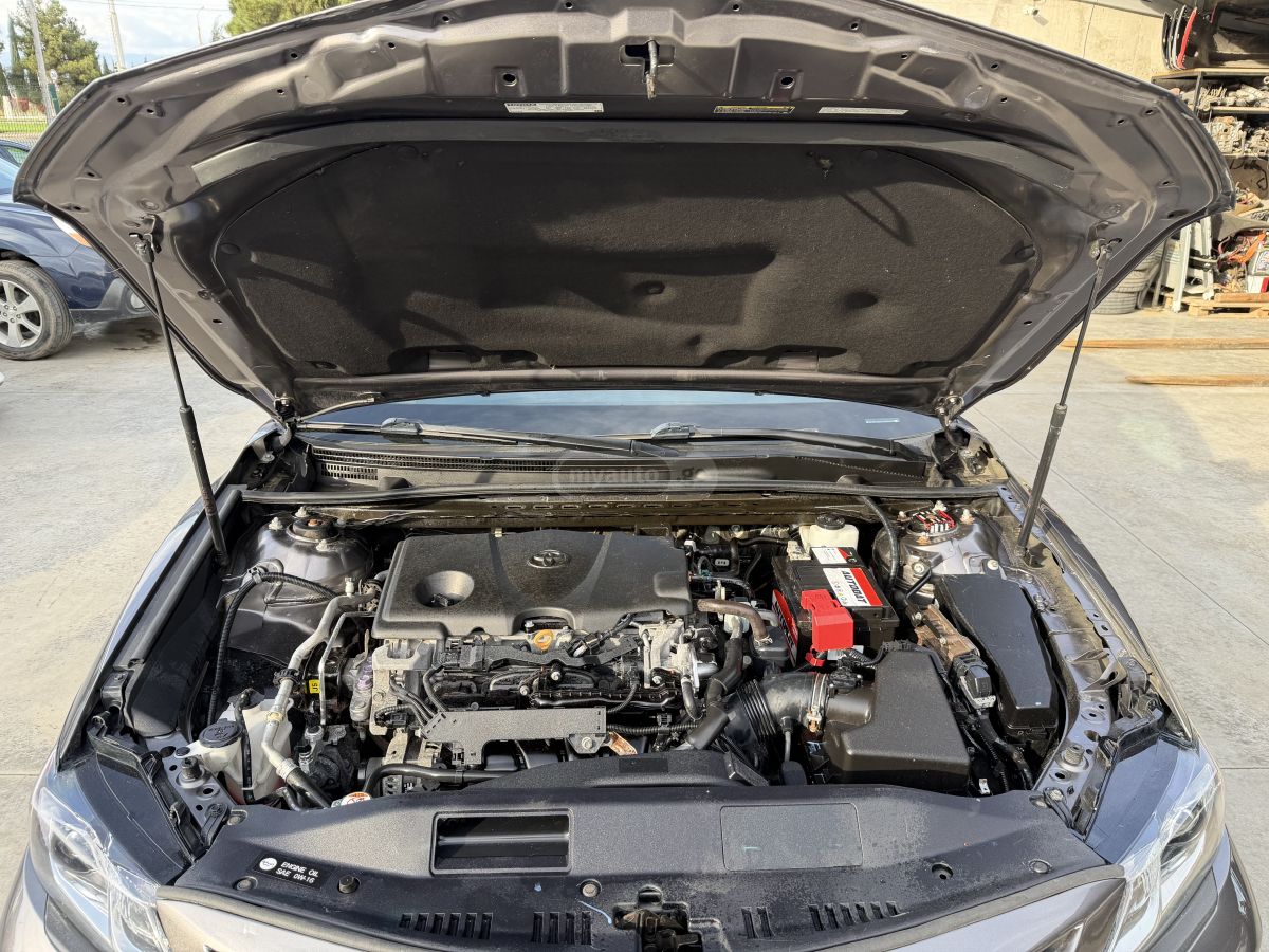 Toyota Camry - фото 9