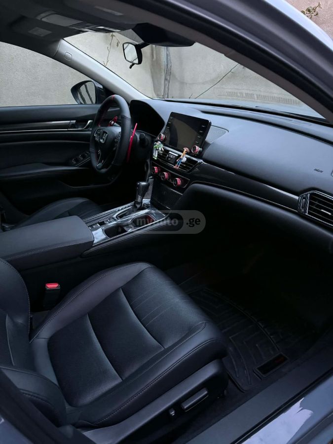 Honda Accord - фото 8