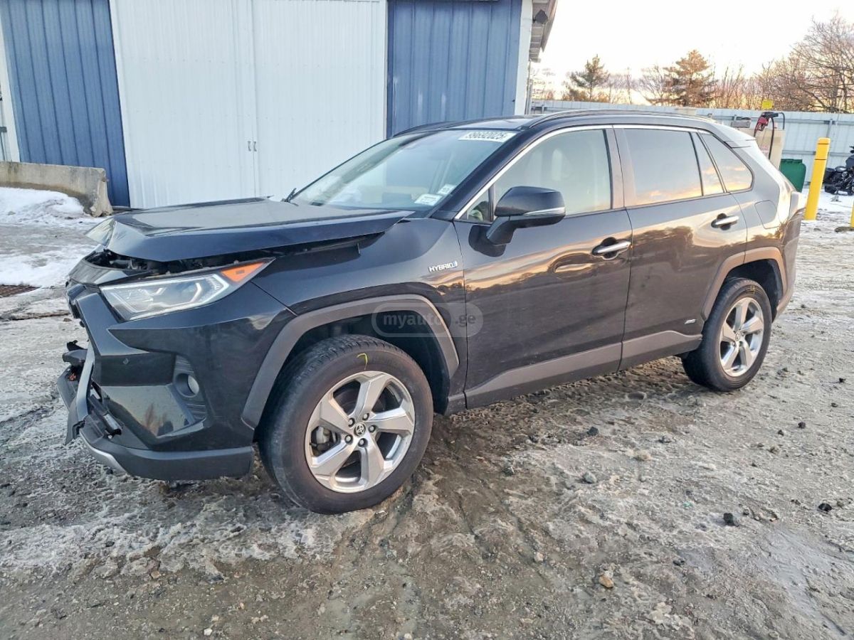 Toyota RAV 4 - фото 1