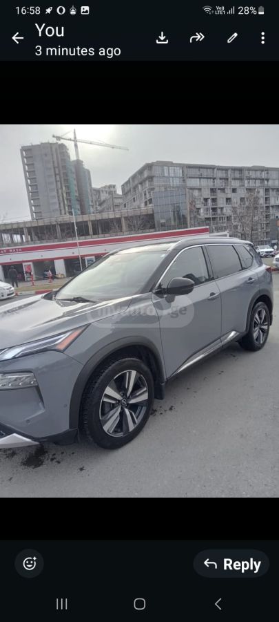 Nissan Platinum 4dr All-Wheel Drive C — миниатюра 4