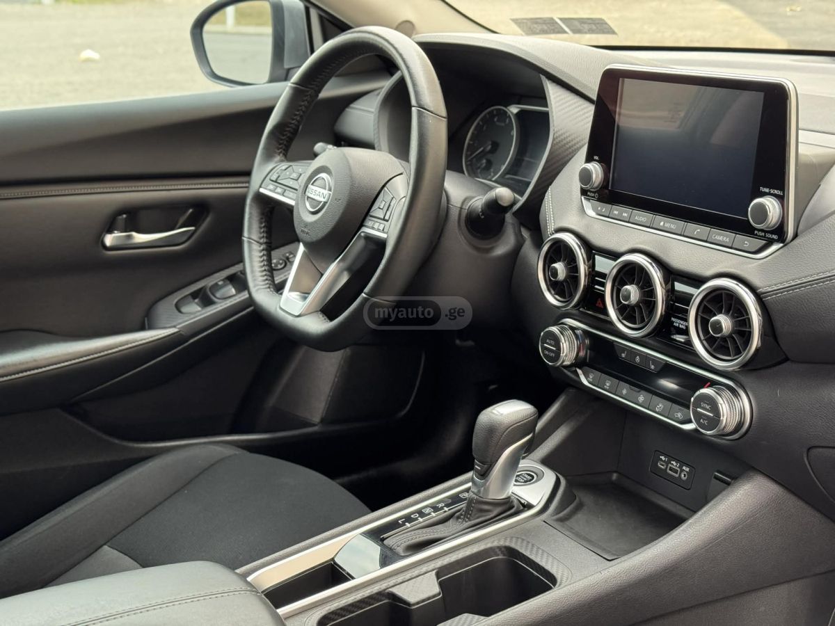 Nissan Sentra - фото 11