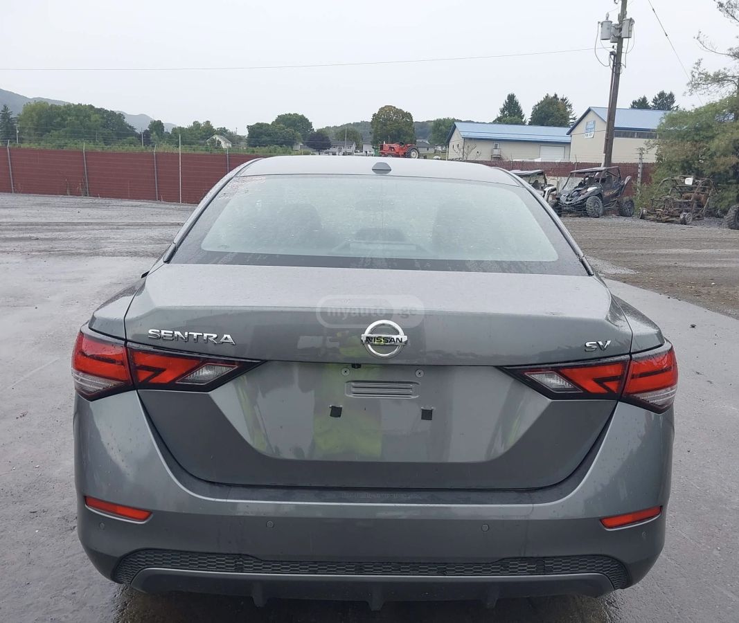 Nissan Sentra - фото 8