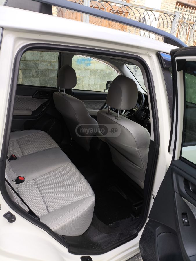 Subaru Forester - фото 8