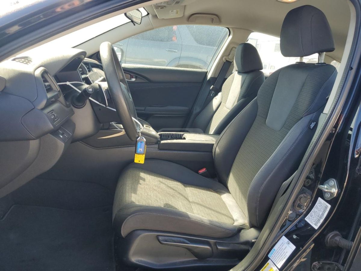 Honda Insight 2020 — миниатюра 7