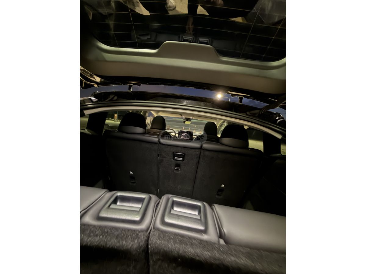 Tesla Model Y - фото 5