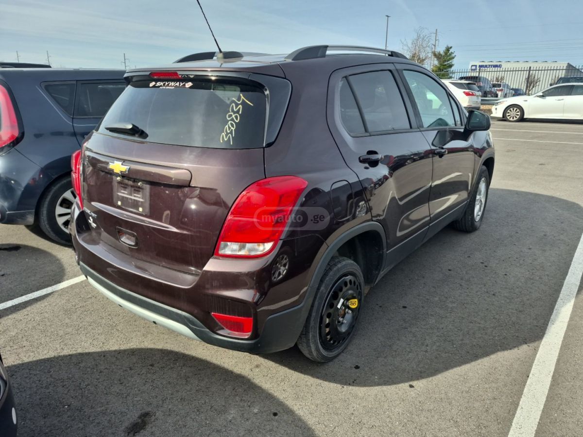 Chevrolet Trax - фото 5