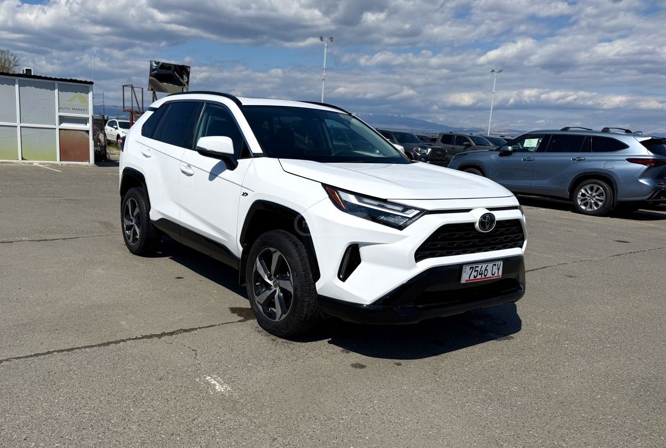 Toyota RAV 4 - фото 12