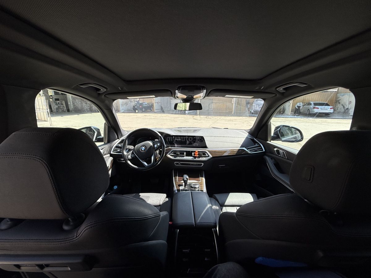 BMW X5 - фото 3