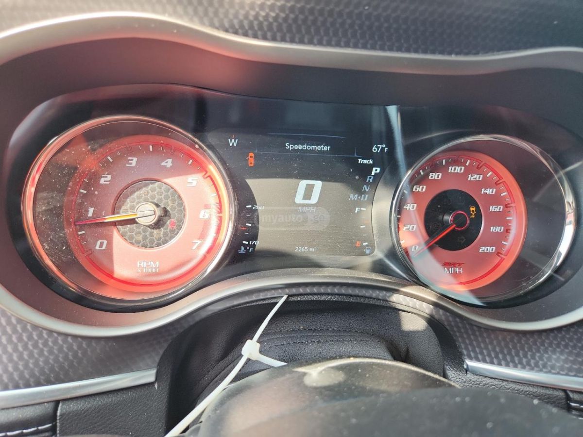 Dodge Charger SRT HELLCAT 2023 — миниатюра 9