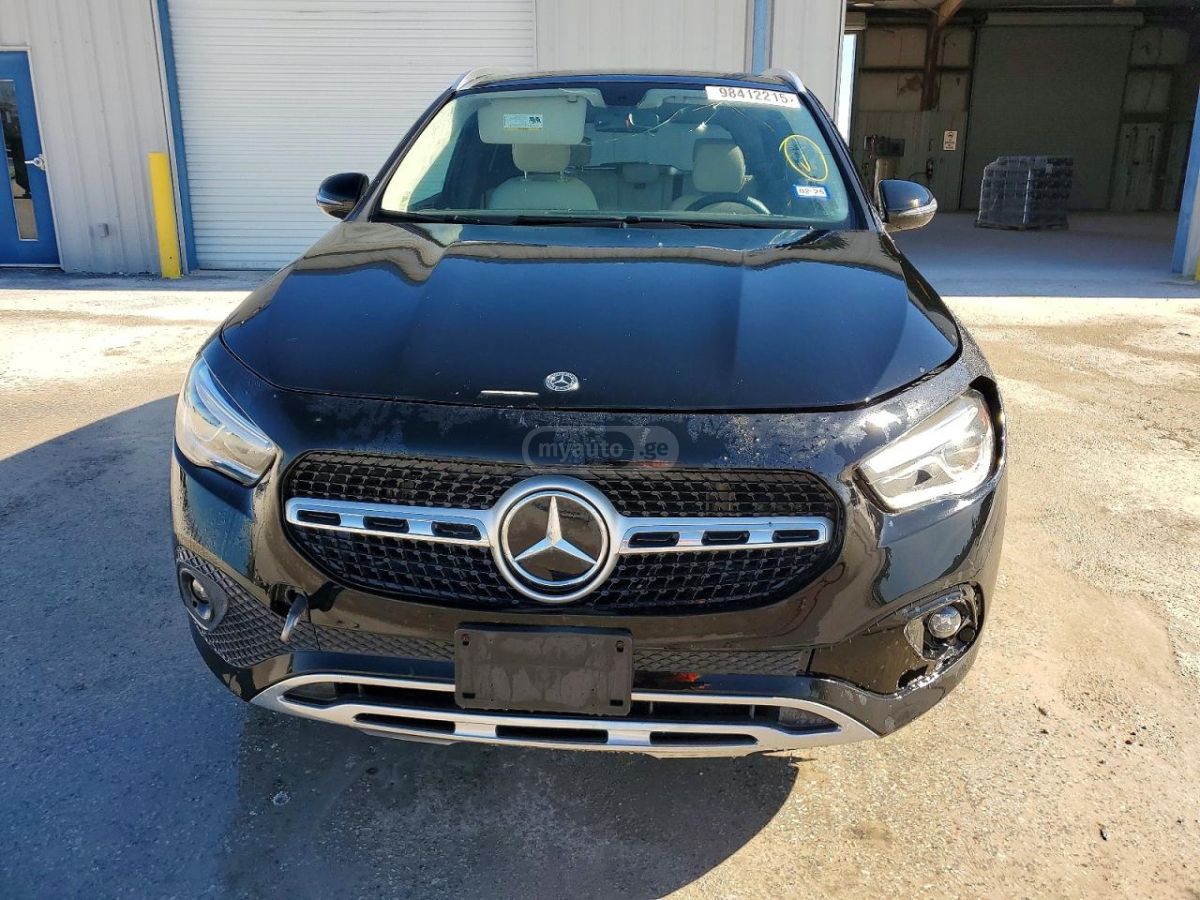 Mercedes-Benz GLA 250 - фото 5