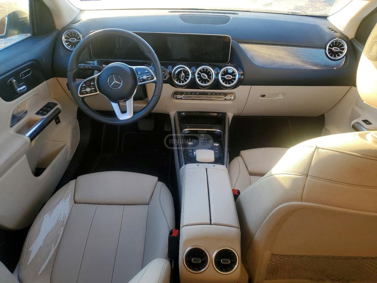 Mercedes-Benz GLA 250 - фото 8