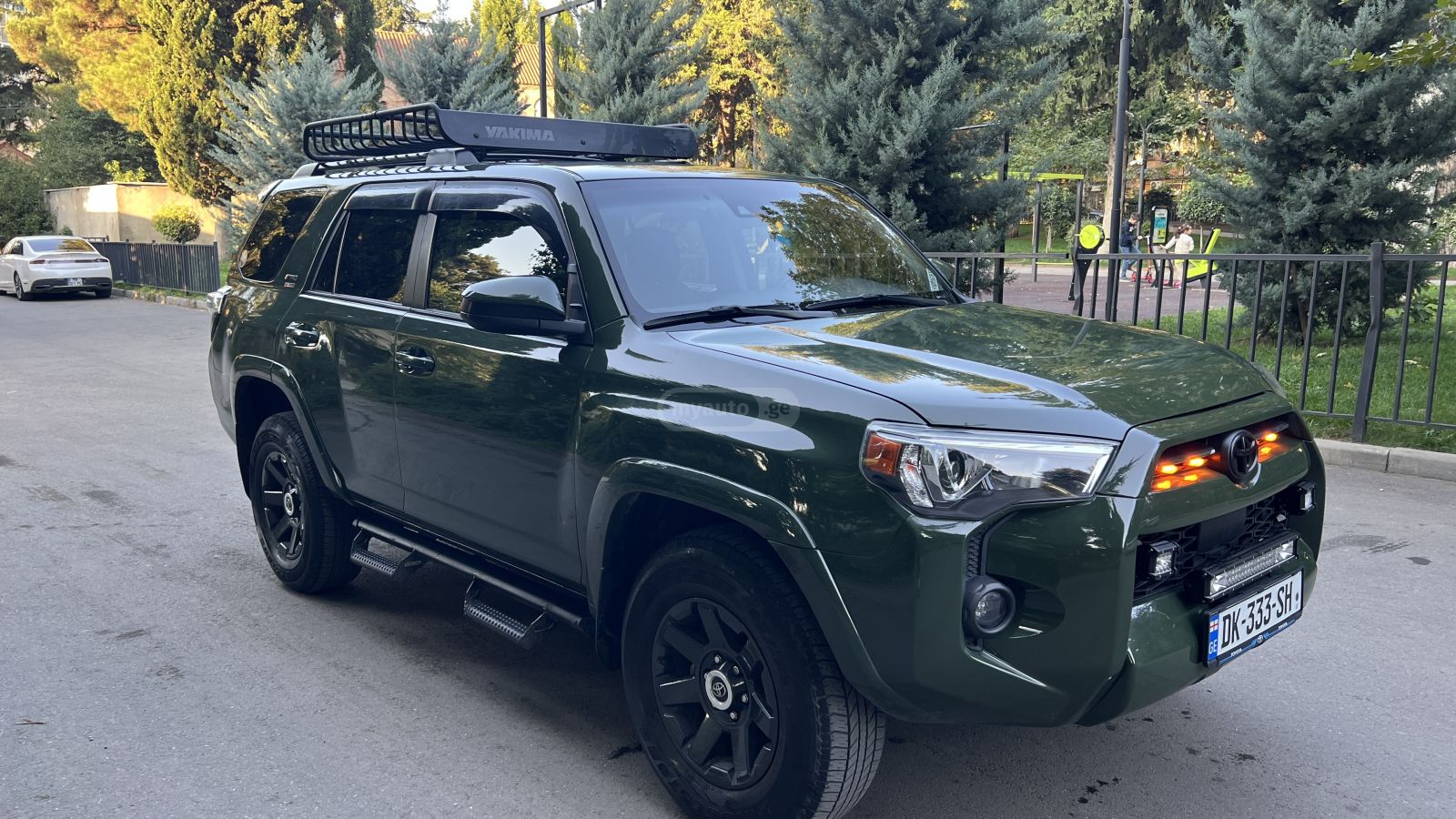 Toyota 4 Runner - фото 3