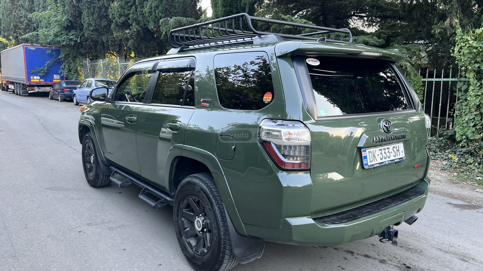 Toyota 4 Runner - фото 7