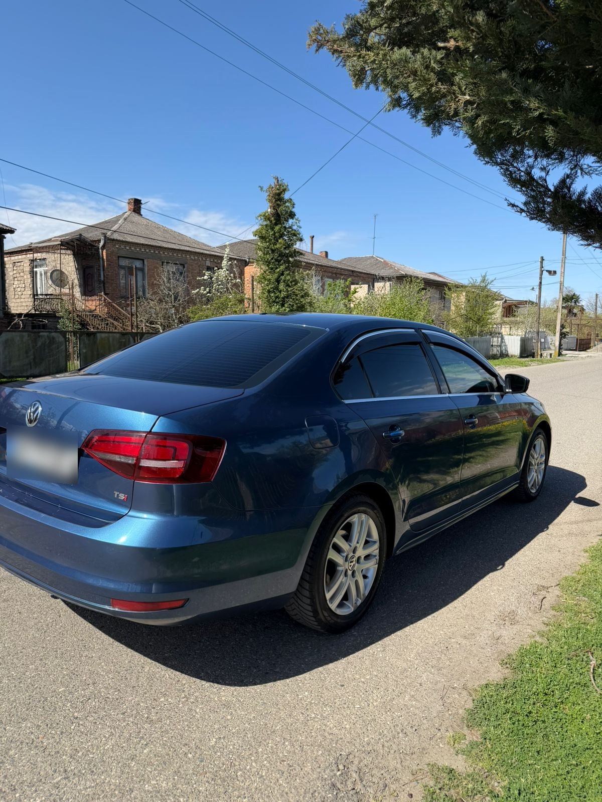 Volkswagen Jetta - фото 3