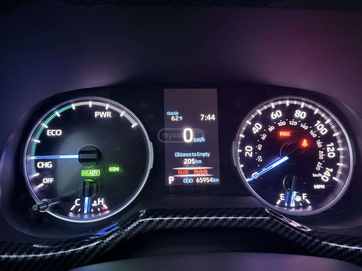 Toyota RAV 4 - фото 10