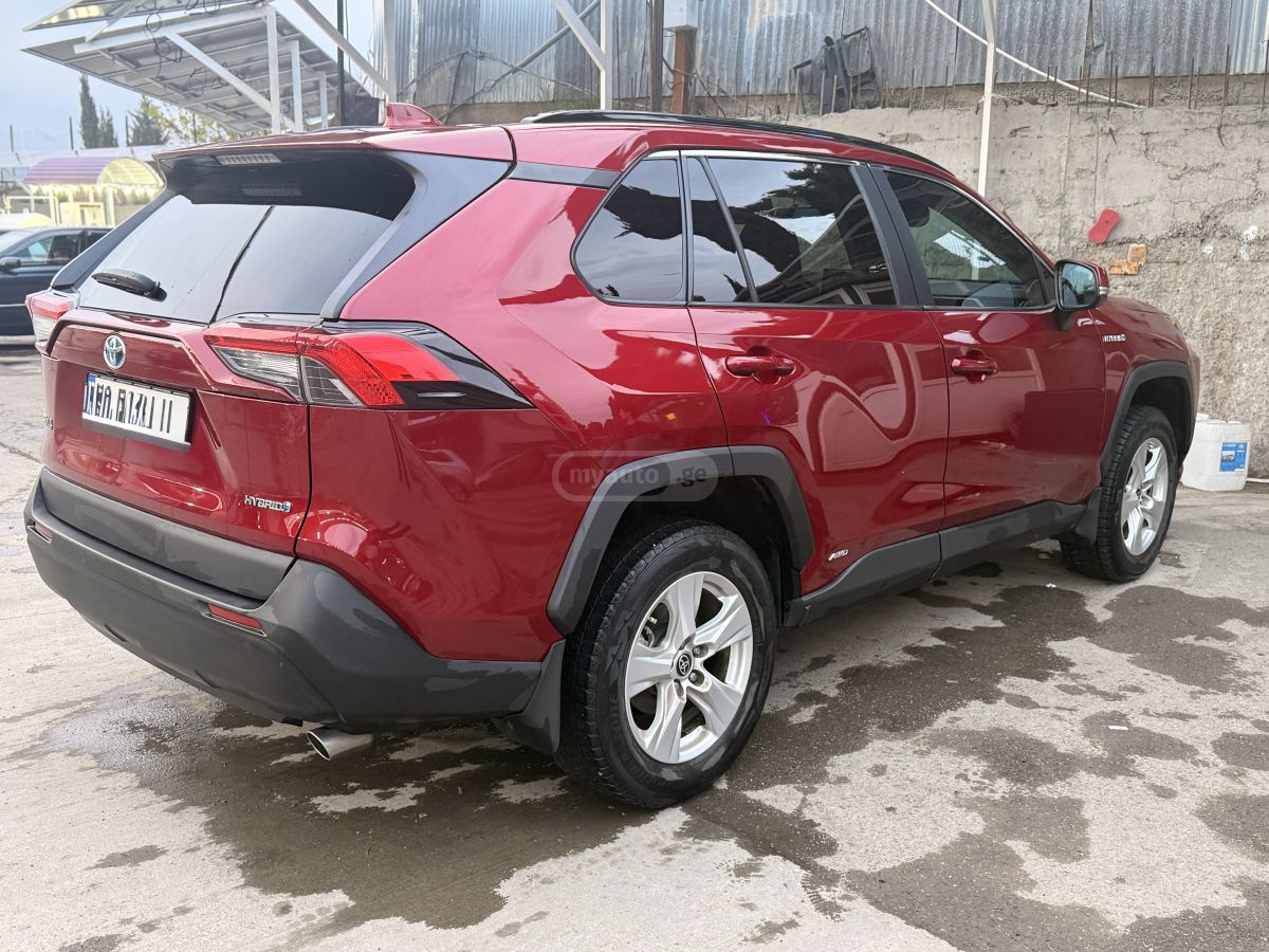 Toyota RAV 4 - фото 5