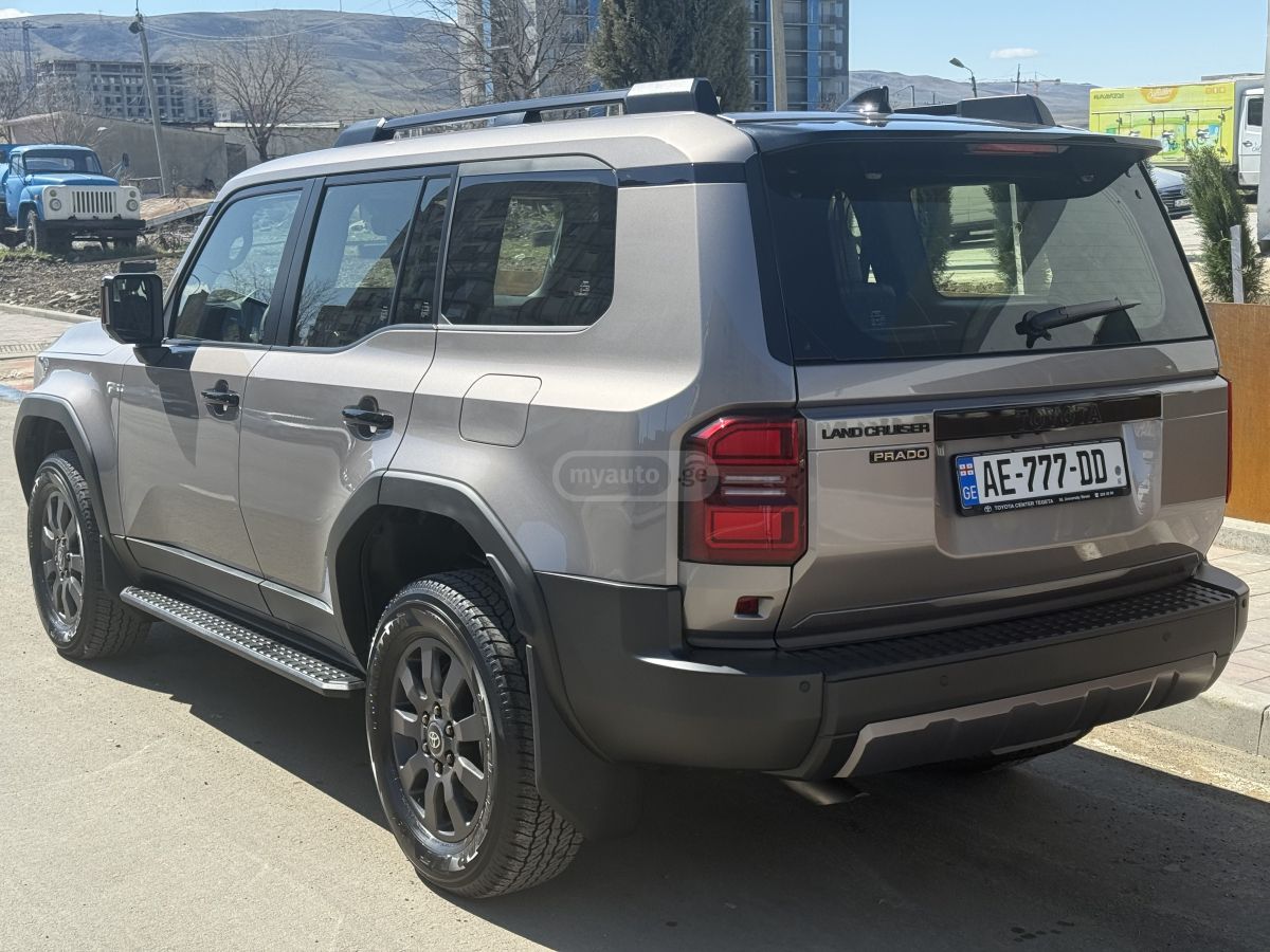 Toyota 41 суффикс ОФИЦИАЛ — миниатюра 4