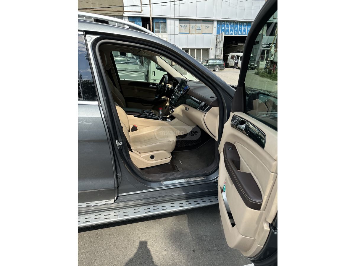 Mercedes-Benz GLS 450 - фото 2