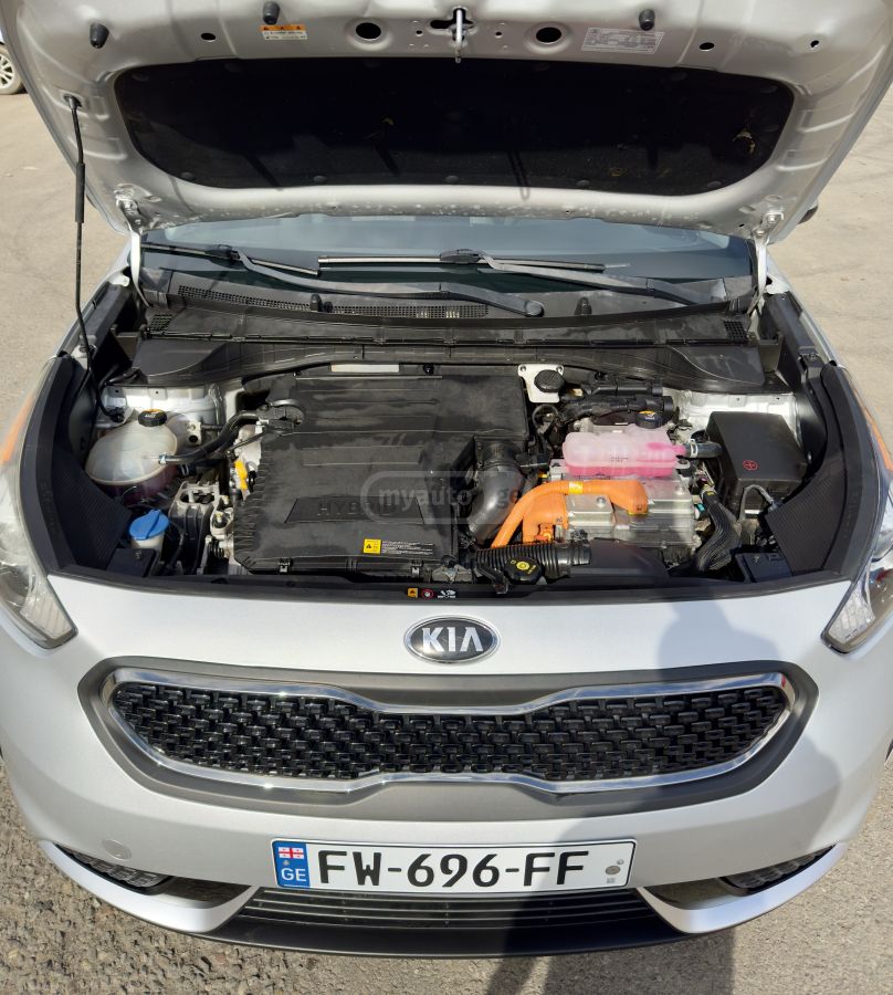 Kia Niro - фото 12