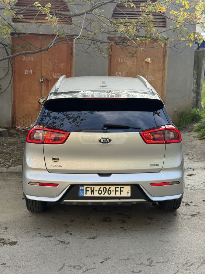 Kia Niro - фото 2