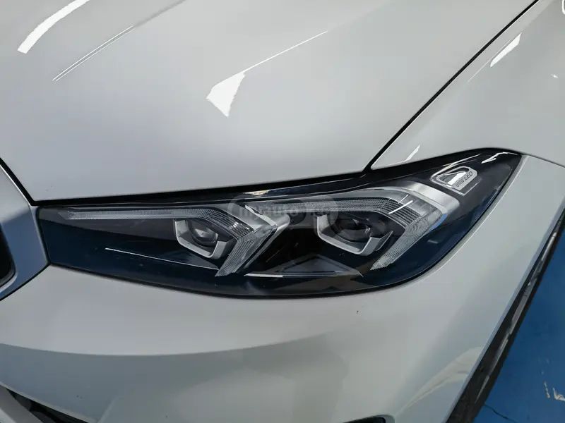 BMW I3 2023 — миниатюра 9