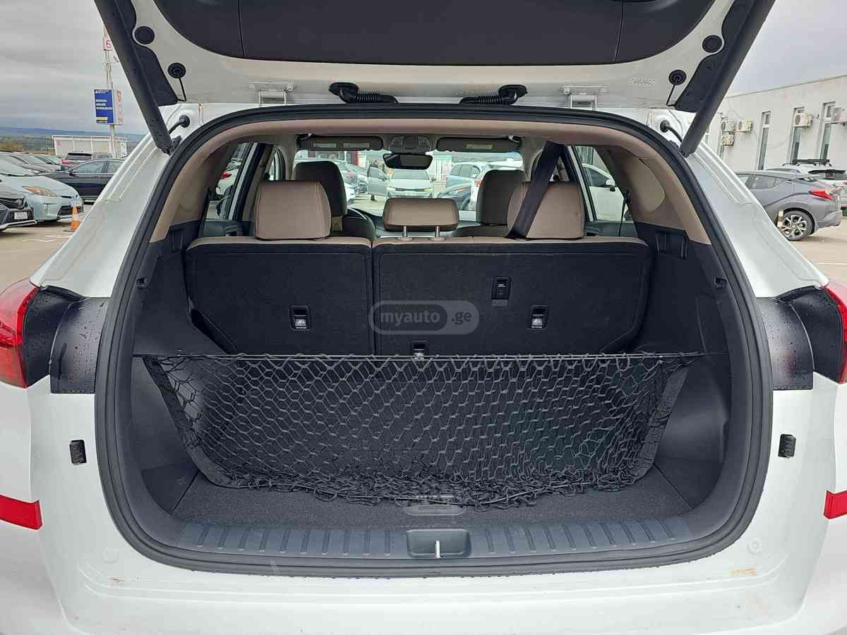 Hyundai Limited — миниатюра 3